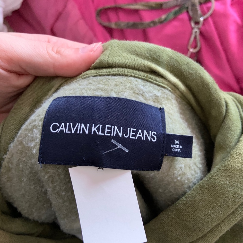 Calvin Klein Hoodie View 3